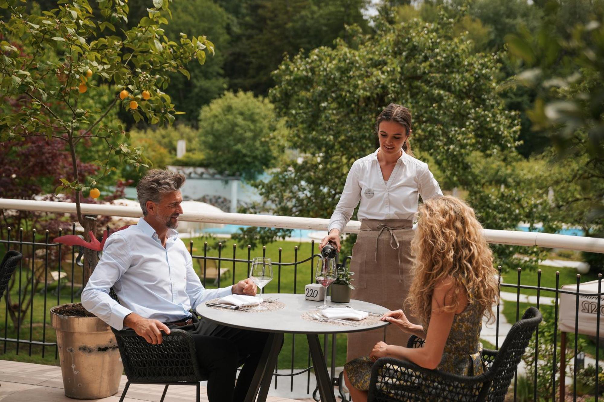Gartenhotel Moser Appiano Sulla Strada Del Vino Zewnętrze zdjęcie